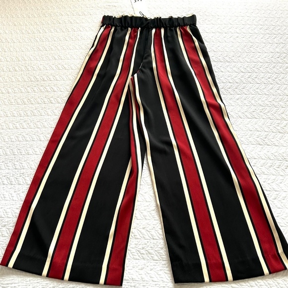 NWT Zara trf Collection Cropped Wide Leg Striped Pants with Button Waist Detail - Picture 8 of 15